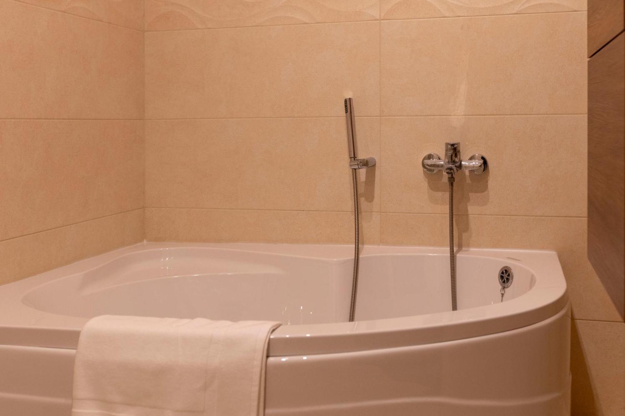 Galileo - Seafront Luxury Sliema
