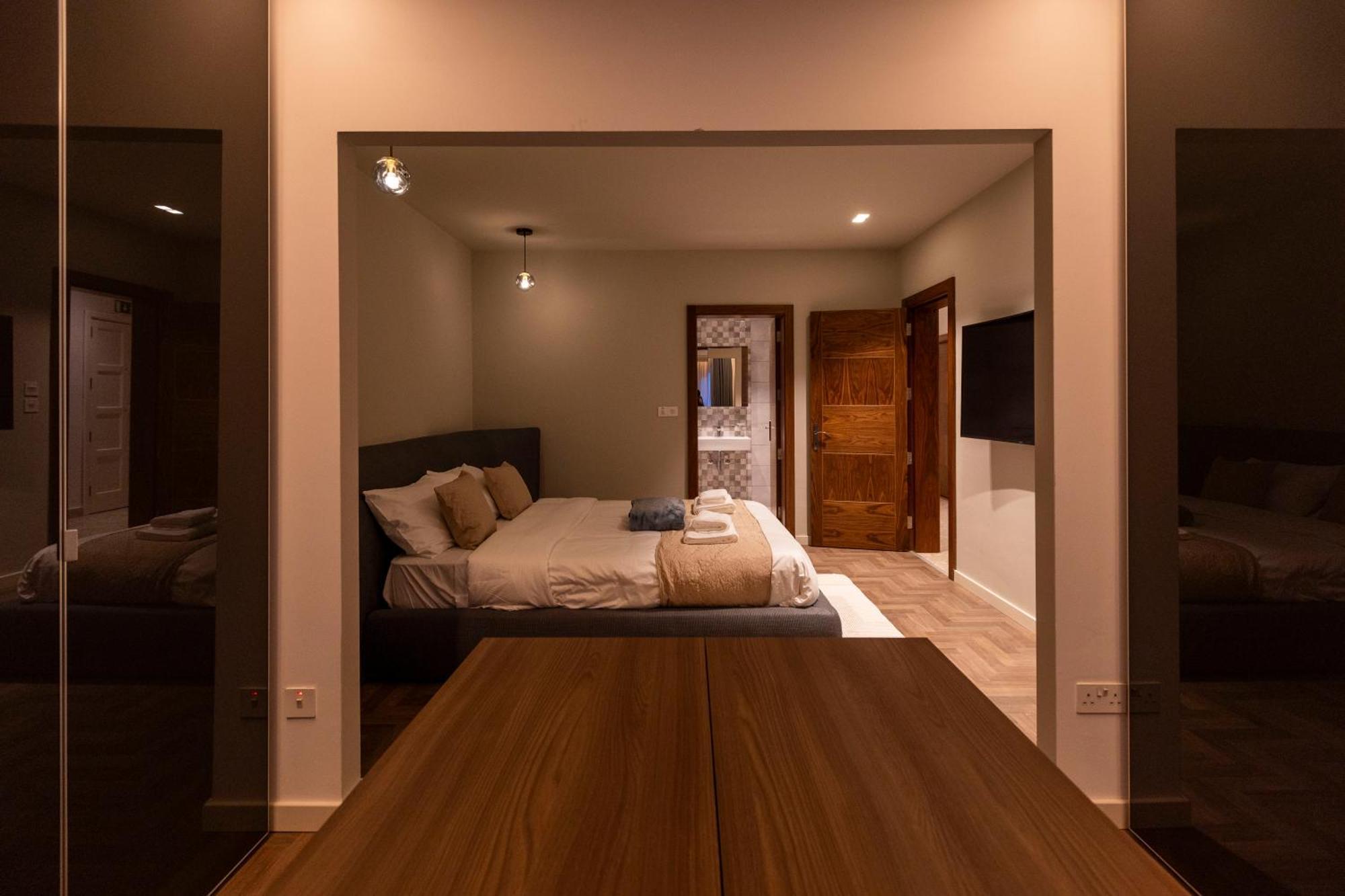 Apartment Galileo - Seafront Luxury Sliema
