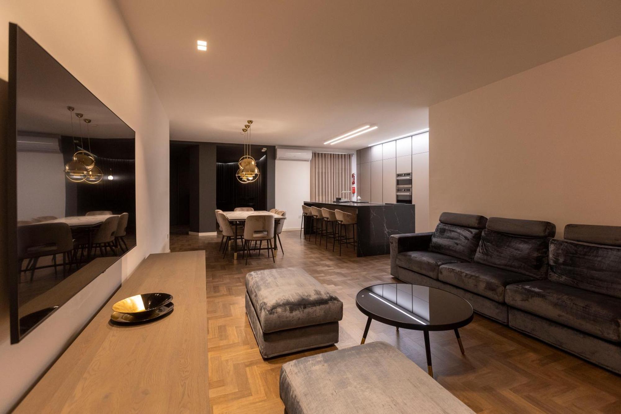 Apartment Galileo - Seafront Luxury *